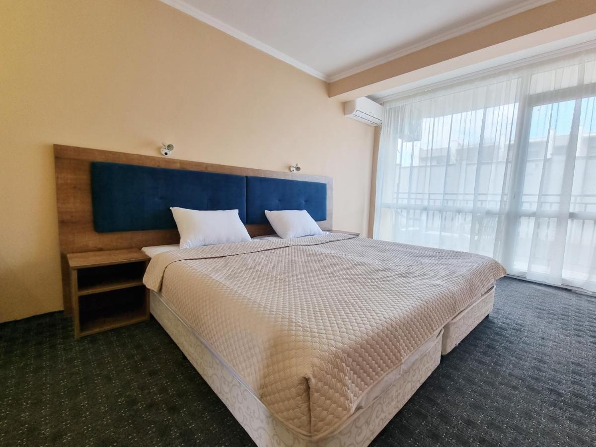 Hotel Azurro Sunny Beach Exterior photo